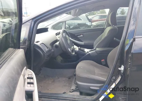 2015 Toyota Prius Two z USA, uszkodzony, nr VIN JTDKN3DU3F0470136